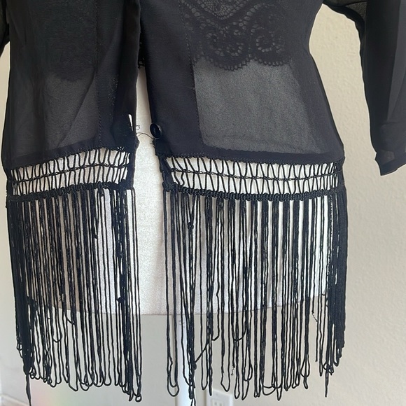 H&M Black Sheer Lace Fringe Blouse Size 12 - Picture 3 of 5